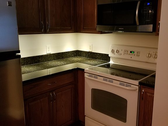 4th image of 6915 Mary Caroline Cir Unit G