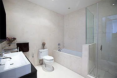 Rented by Barkoff Residential 