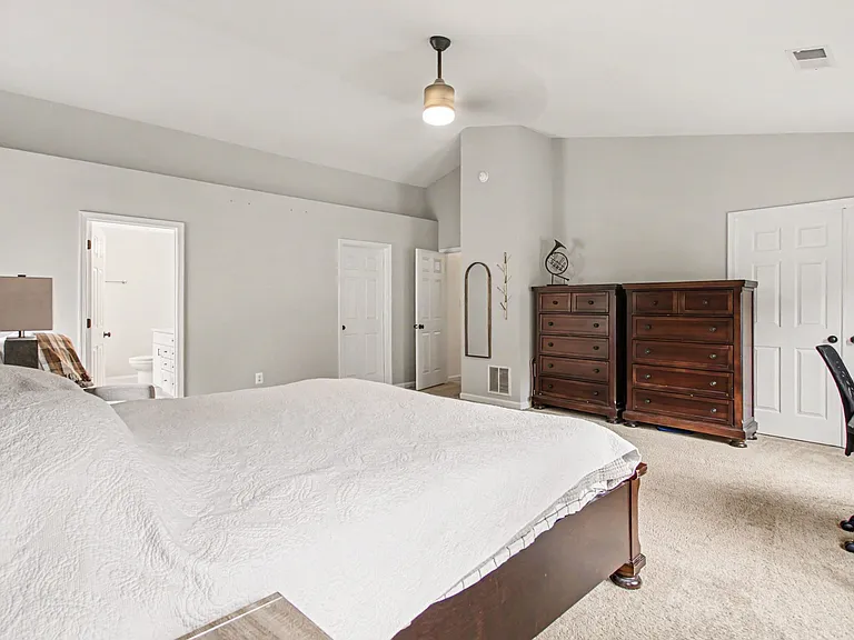 15812 Ibsen Pl — Photo 14
