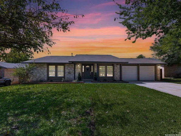 8355 GREENHAM, San Antonio, TX 78239