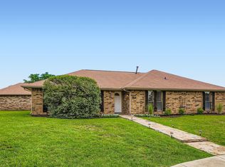 1610 Concord Pl, Carrollton, TX 75007