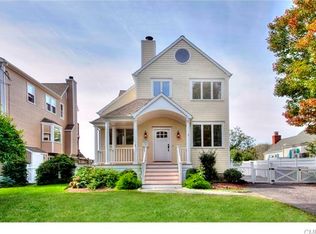 730 Rowland Rd, Fairfield, CT 06824