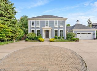 22286 Lake Rd, Rocky River, OH 44116
