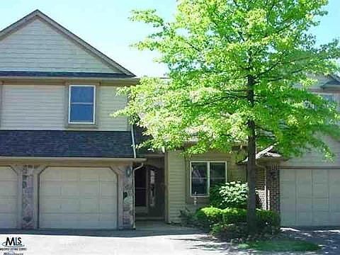 2nd image of 416 Oak Run Ct