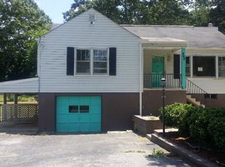 808 N Oakwood St, Rossville, GA 30741