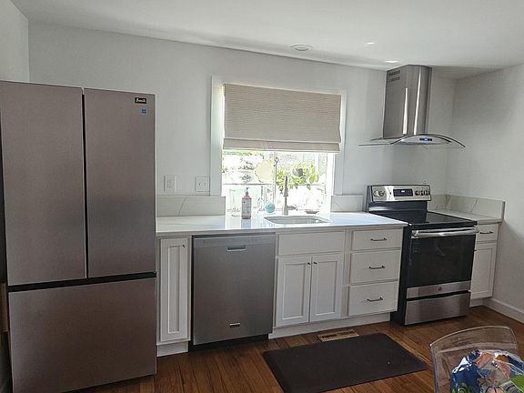 Floor 1 Kitchen