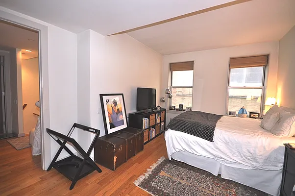 Rented by Corcoran | media 14