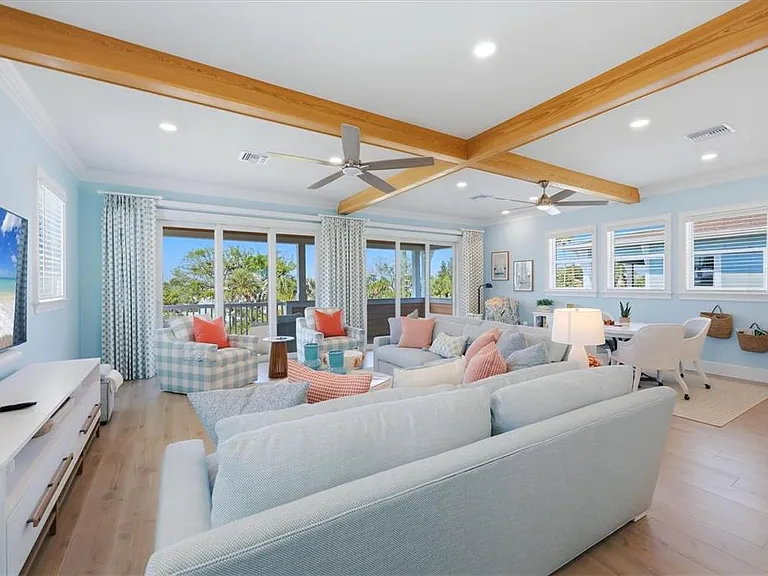 113 Aqua Ln — Photo 10