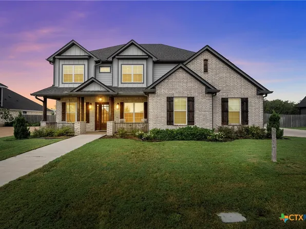 10281 Creekside Ln, Waco, TX 76712