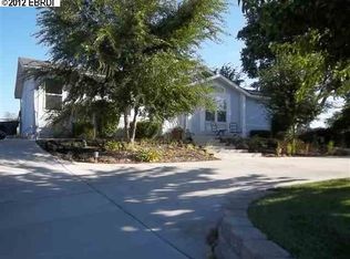 100 Raye Ave, Oakley, CA 94561