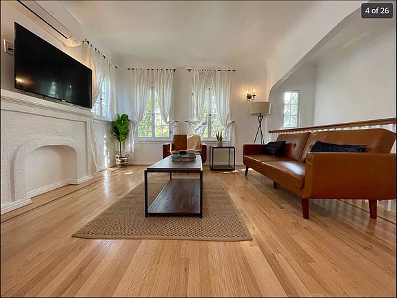 4th image of 1118 10th St #1118102