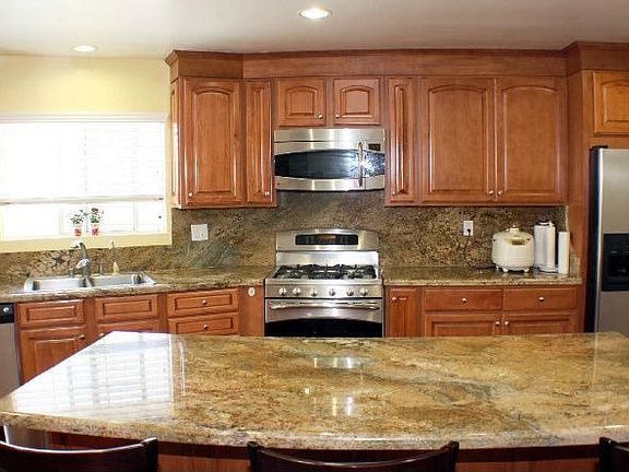 Gourmet Kitchen with Granite and Stainless Steele Appliances