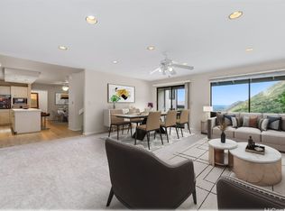 936 Uwao St, Honolulu, HI 96825