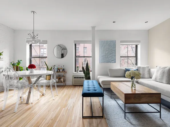 146 West 16th Street image 1 of 10