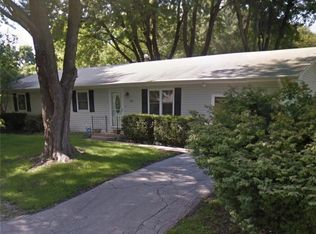 200 SW 18th St, Oak Grove, MO 64075