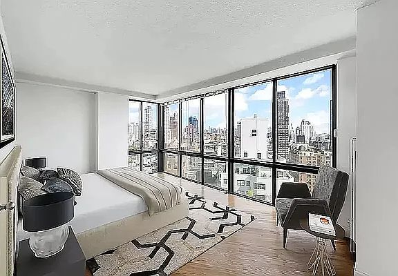5th image of 360 E 57th St APT 6A