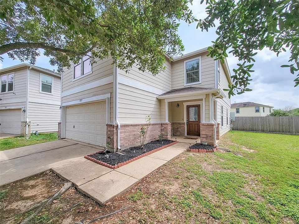 1st image of 18235 Valebluff Ln