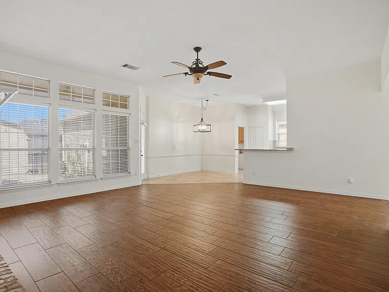 6613 Barclay Ln — Photo 21