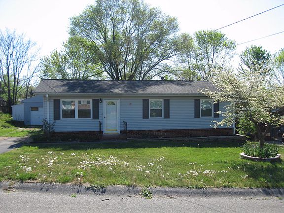 2nd image of 337 Koogler Dr NW