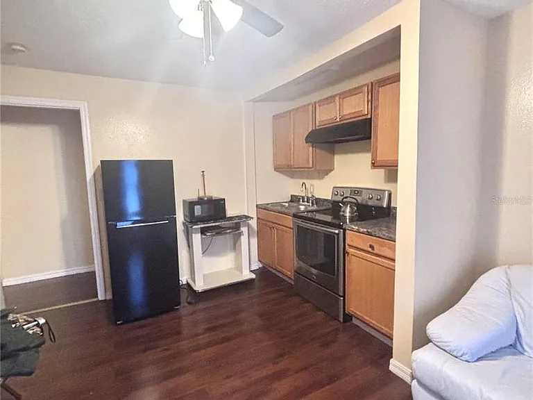 1513 N Central Ave — Photo 7