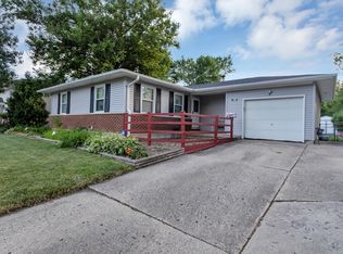 1809 Taft Ave, Rolling Meadows, IL 60008