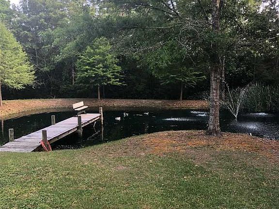 2nd image of 401 Crowndale Ct