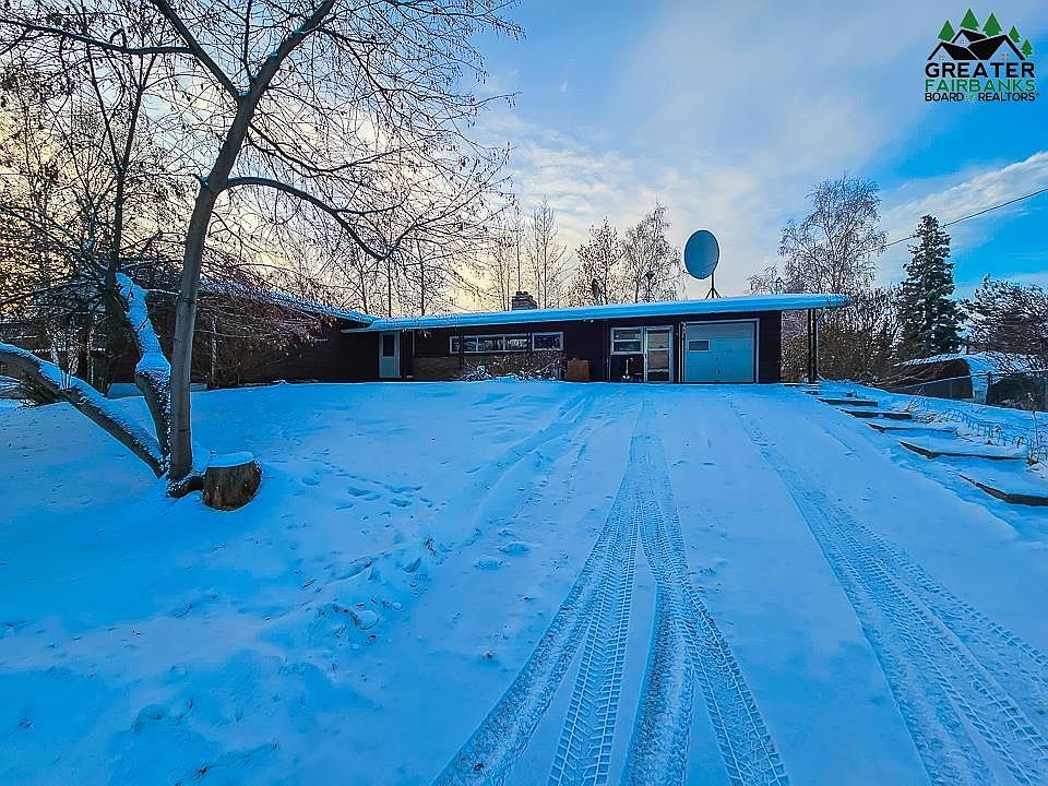 504 Monroe St, Fairbanks, AK 99701 Zillow