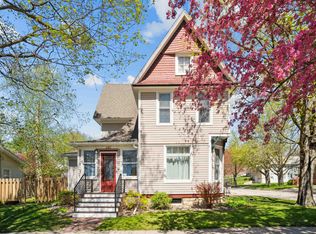 205 E Bridge St, Elkader, IA 52043