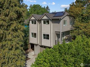 4812 S Frontenac Street, Seattle, WA 98118