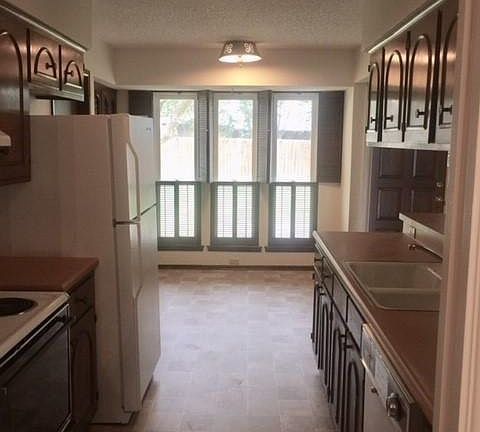 4th image of 13018 El Marro St