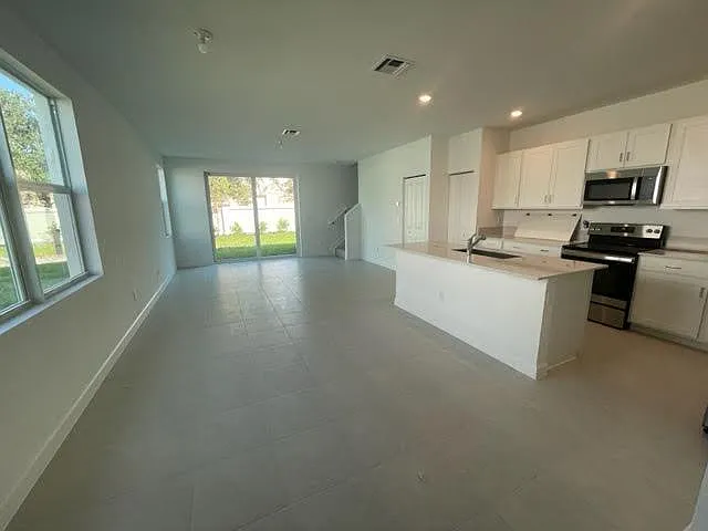 229 SE Woodbark St — Photo 8