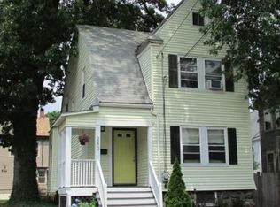 240 Ash St, Waltham, MA 02453