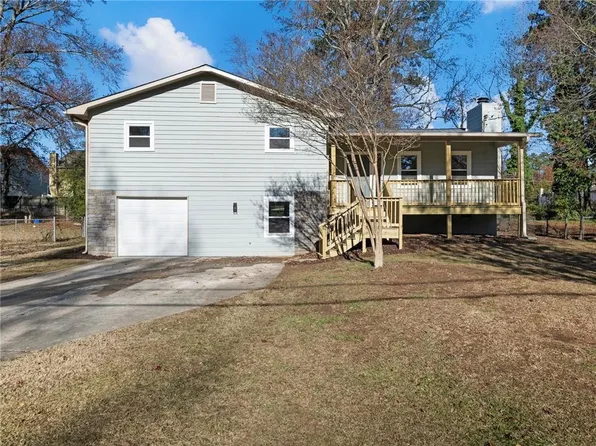 488 Village Run, Lawrenceville, GA 30046