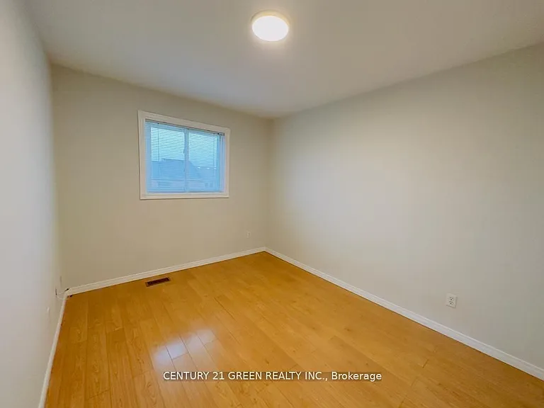 24 Sullivan Dr — Photo 22