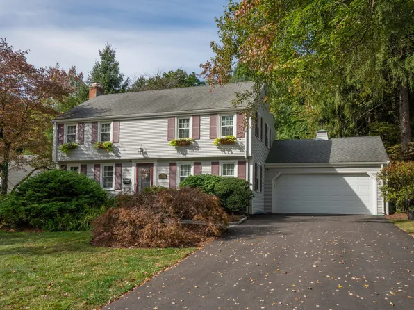 51 Walton Drive, West Hartford, CT 06107