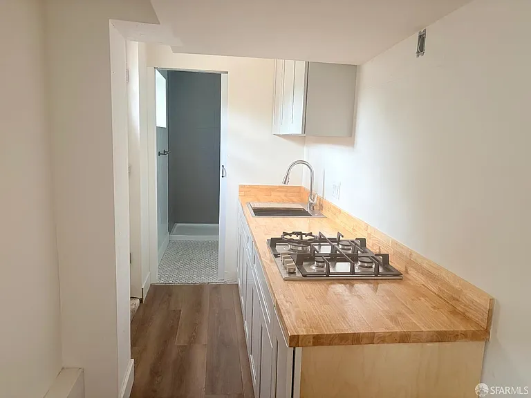 2555 Sherwood Dr — Photo 18
