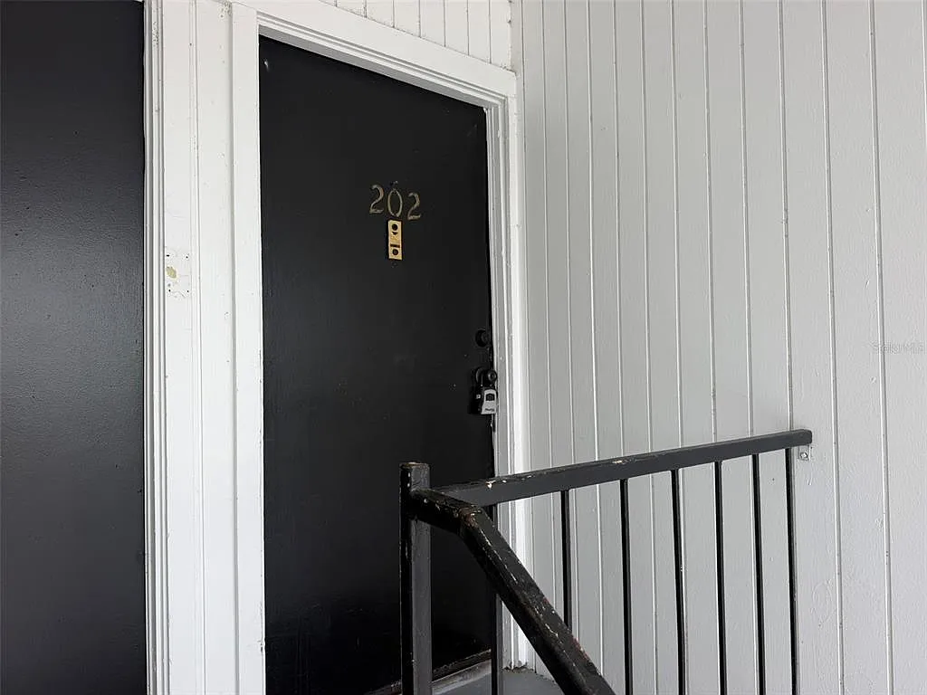 1 bed, 1.0 bath, 728 sqft, $1,350 — Photo 4