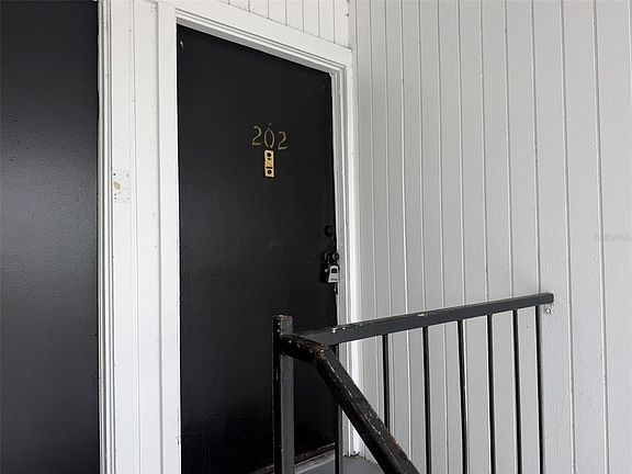 4th image of 5317 Curry Ford Rd APT M-202