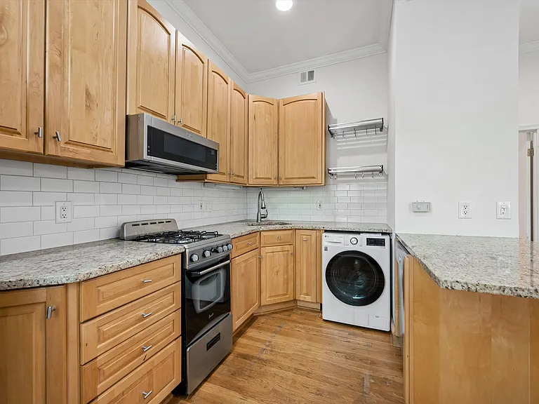 2036 Mount Vernon St #2FF — Photo 9