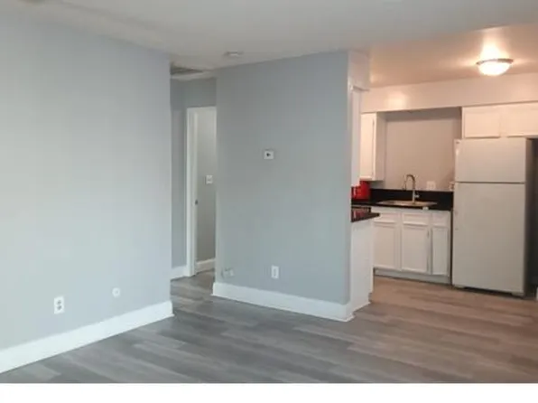 4550 E Fountain Way APT 103, Fresno, CA 93726