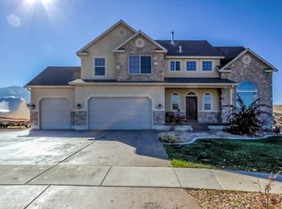 1575 S Rocky Ridge Ct, Saratoga Springs, UT 84045