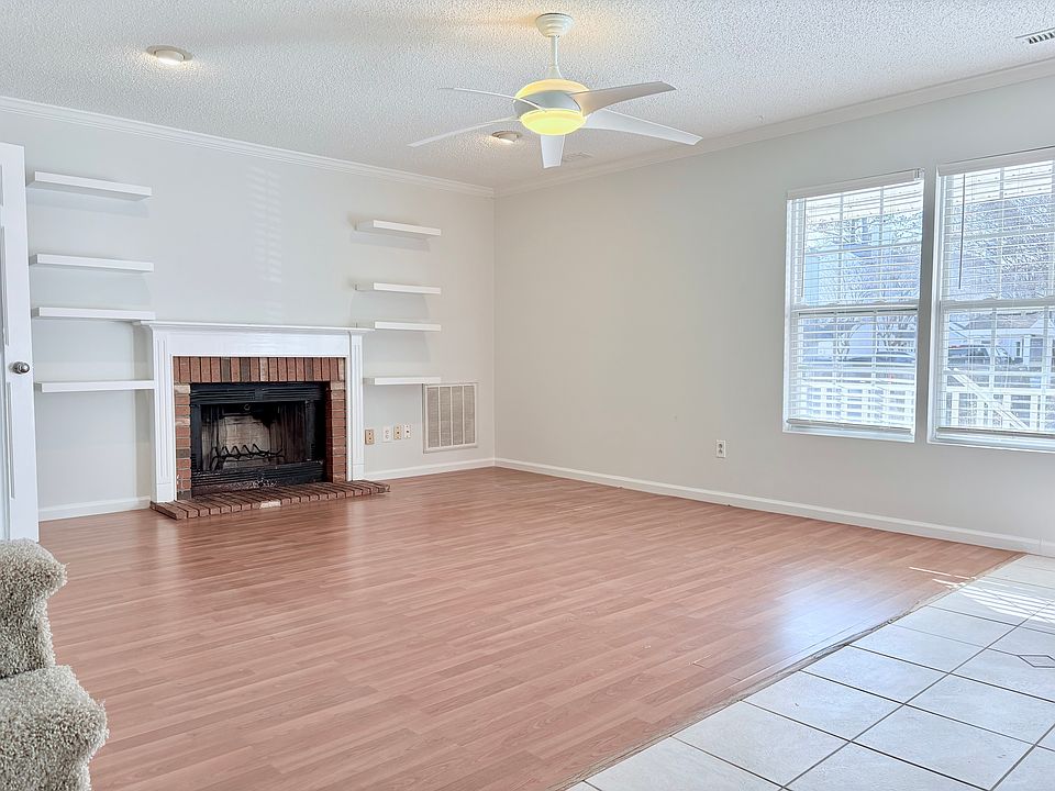 1st image of 530 Pine Tops Ct