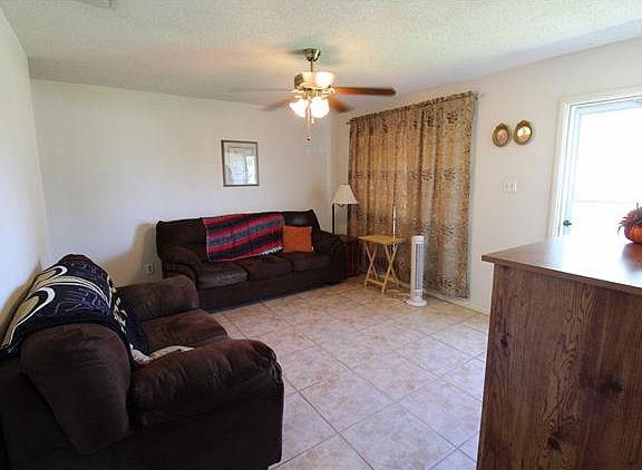 4th image of 133 Marie Dr