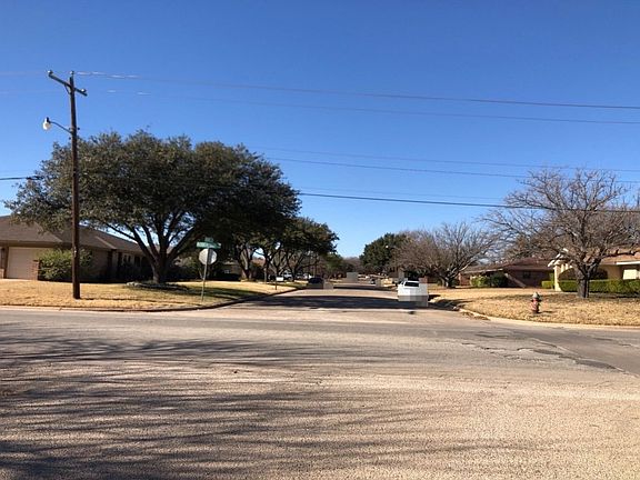 5th image of 2324 Darrell Dr