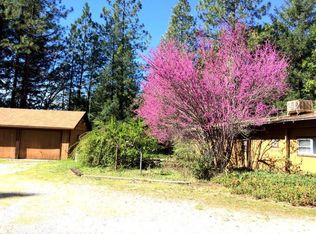 19761 Lundgren Mountain Rd, Lakehead, CA 96051