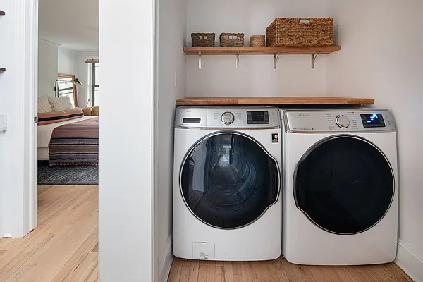 Sold by Douglas Elliman | media 20