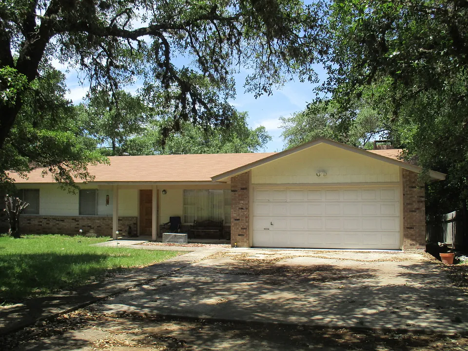 311 Cindy Dr