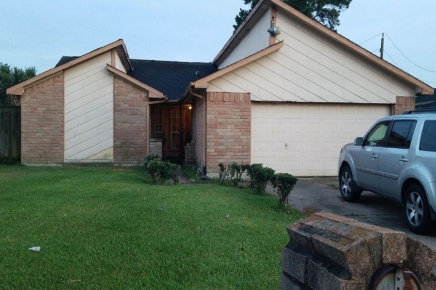 1st image of 12538 Versailles Dr
