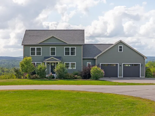 107 Mountain View Drive, Auburn, ME 04210