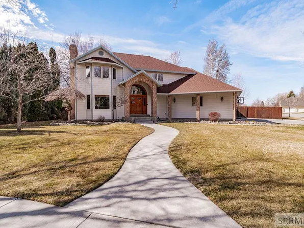 105 E Harvest Run Dr, Idaho Falls, ID 83404